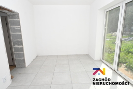 lokal dwupoziomowy z działką do wynajęcia